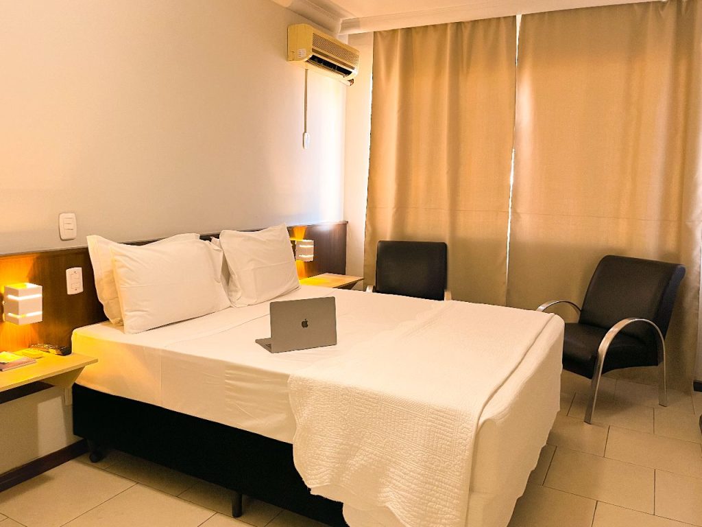 Suíte 1400 — Verde Plaza Hotel — foto 1